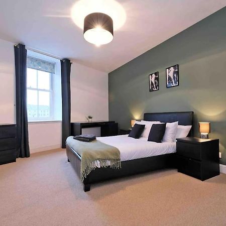 Modern & Spacious Apartment In City Centre Aberdeen Exterior foto